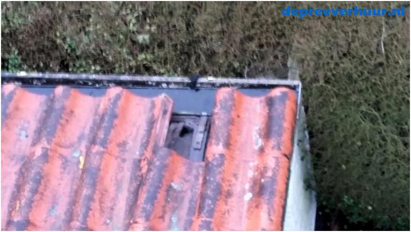 Lekkage door weggewaaide dakpan