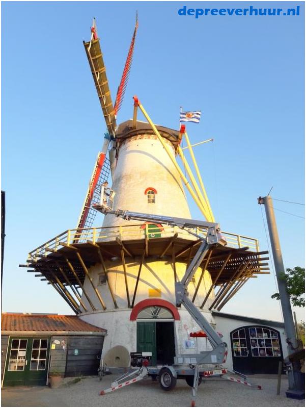 Kniktelescoop hoogwerker 21 meter huren