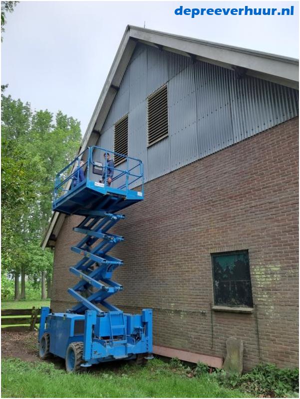 schaarlift 14 meter ruw terrein hybride