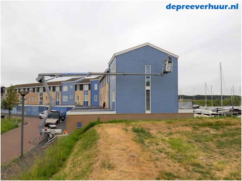 Schilderwerk Kortgene met hoogwerker 21 meter