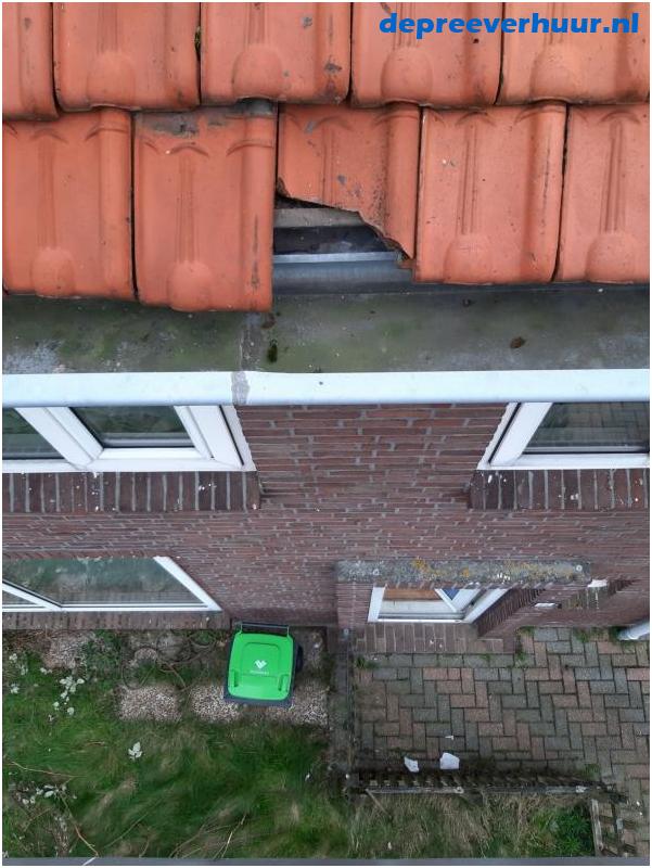 Lekkage door gebroken dakpan