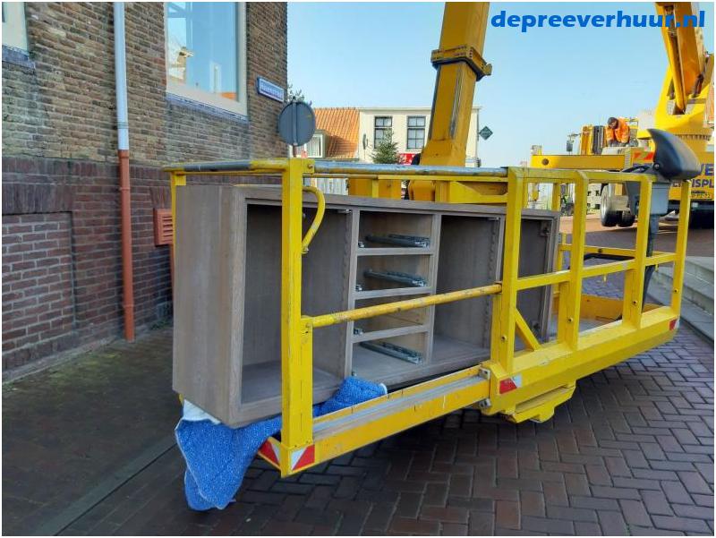 Verhuizen kast door dakkapel