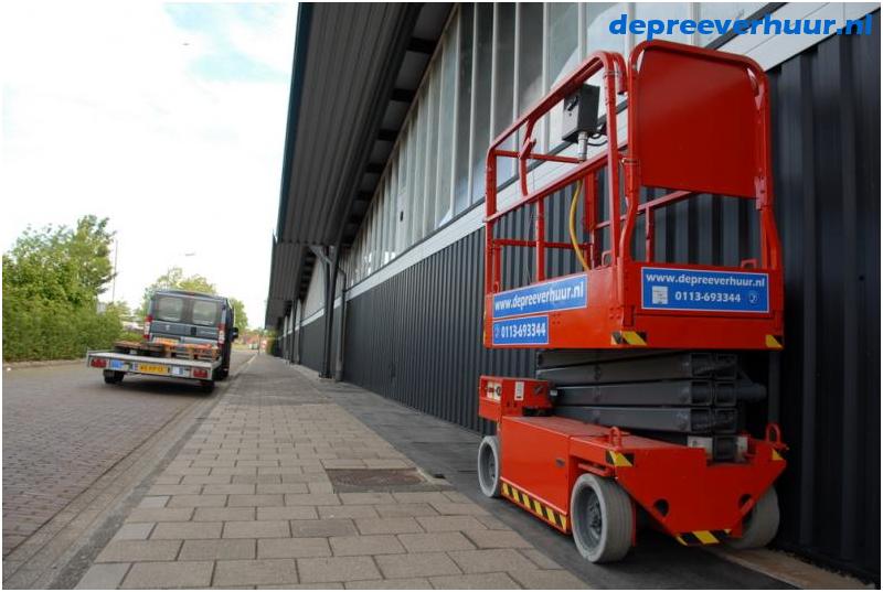 Schaarlift voor onderhoud