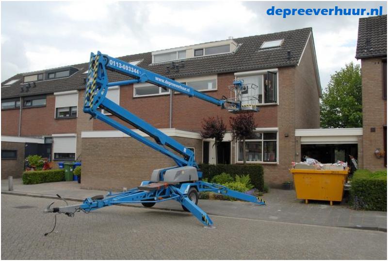 Knikarmhoogwerker 17 meter