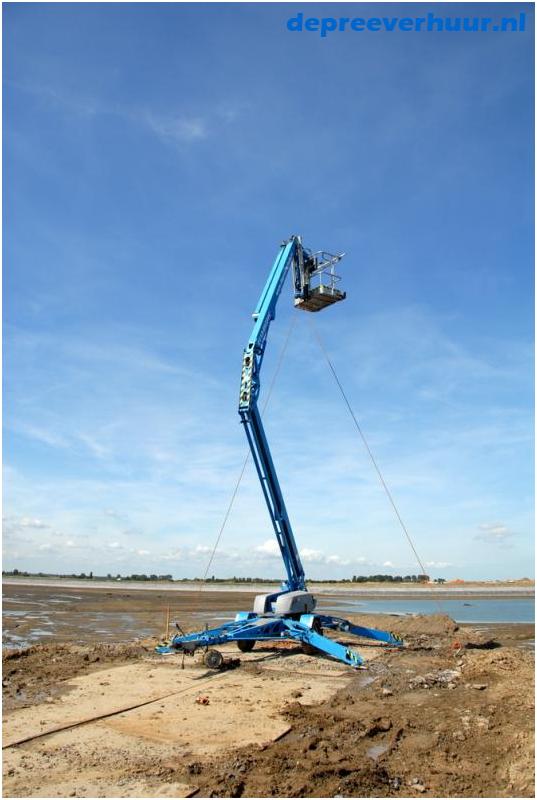 Knikarm aanhangerhoogwerker 17 meter