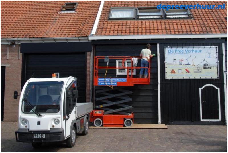 Schaarlift schilderwerk schuur