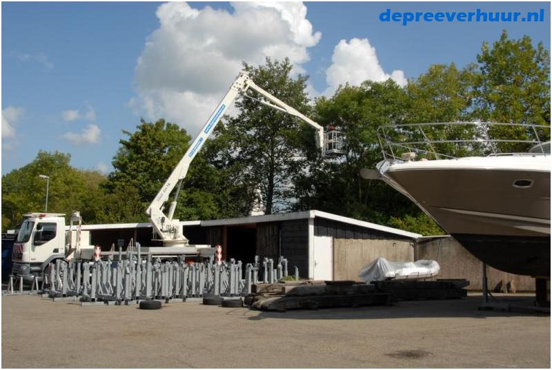 Vrachtwagenhoogwerker 23 meter