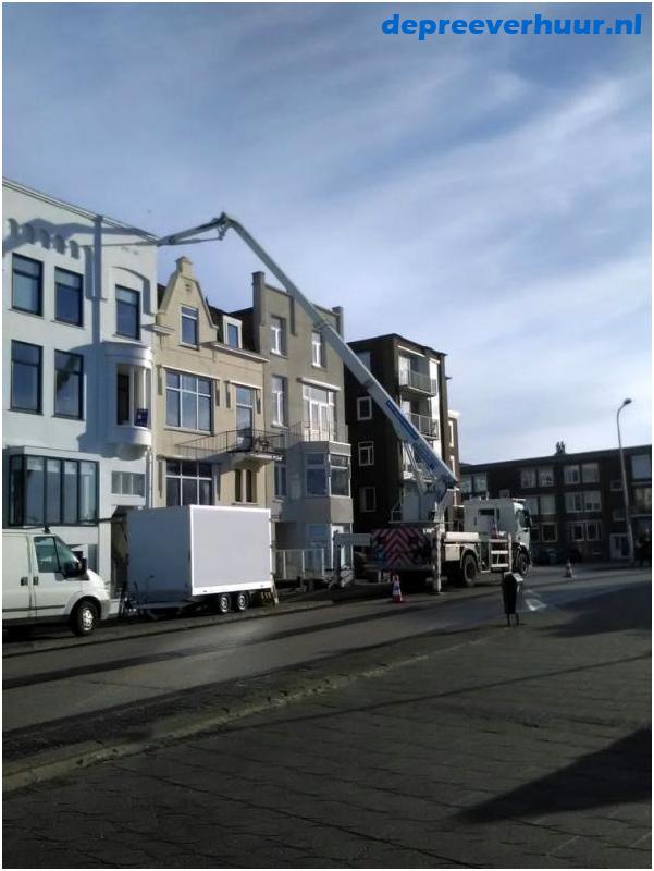 Flexibel RVS rookkanaal aanbrengen
