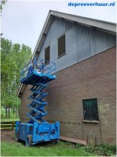 schaarlift 14 meter ruw terrein hybride