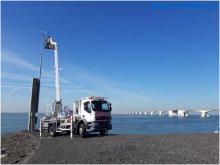 Montage windmeter met hoogwerker