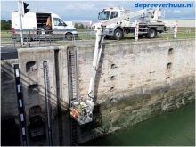 Laagwerker sluismuur Hansweert