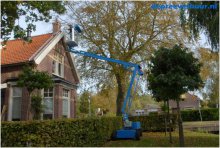 Zelfrijdende kniktelescoophoogwerker 12 meter