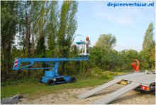 Zelfrijdende kniktelescoophoogwerker 12 meter